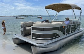 Spacious Luxury Pontoon  24ft Sylvan 8522 LZ for rent in Clearwater Beach, Tarpon Springs, and Tampa (10% Weekday Discount!!)