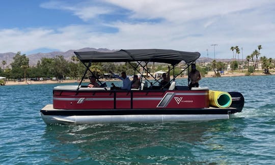 22' Viaggio Tritoon in Havasu with Licensed Captain 