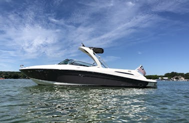 Sea Ray SLX Luxury Bowrider in Canandaigua
