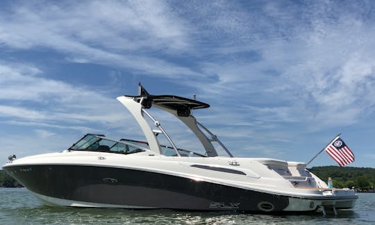 Bowrider de luxo Sea Ray SLX em Canandaigua