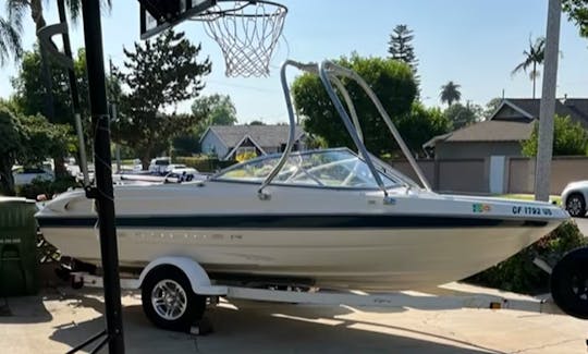 16ft BayLiner Capri Bowrider Rental in Puddingstone Reservoir, California