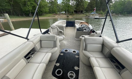 Harris Cruiser Tritoon with 150 Hp motor for rent in Lake Wylie