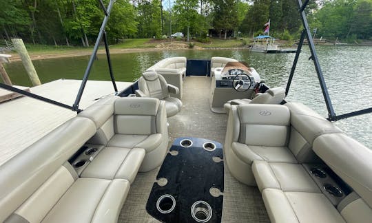 Harris Cruiser Tritoon with 150 Hp motor for rent in Lake Wylie