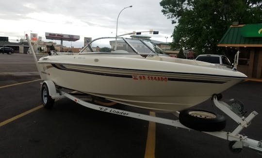 Sun Bird Boat Rental in Denver, Colorado