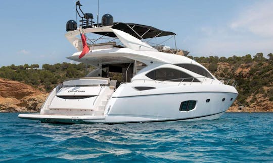 Location de méga-yachts Sunseeker Manhattan 70 Power à Eivissa, Îles Baléares