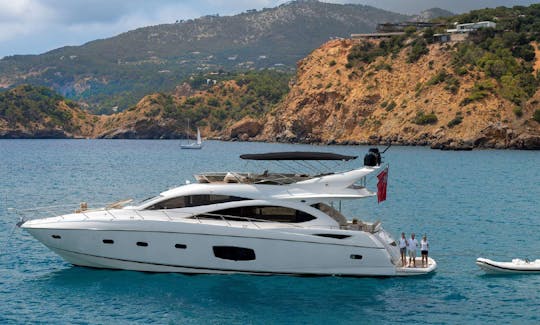 Location de méga-yachts Sunseeker Manhattan 70 Power à Eivissa, Îles Baléares