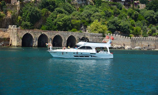 PRİVATE YATCH İN ALANYA 36 PERSON