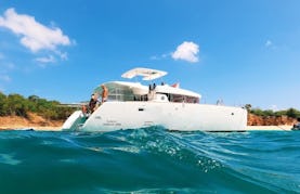 Lagoon 450 S Power Catamaran Day Charters to discover the islands of Saint Martin / Sint Maarten and Anguilla, located in Simpson Bay