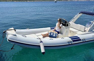 LED 590 with 150 Hp with Nautical License or skipper Cannigione, Sardinia