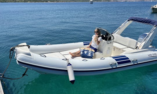 LED 590 with 150 Hp with Nautical License or skipper Cannigione, Sardinia