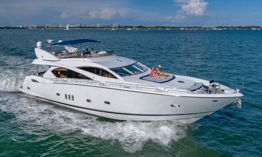 82ft Sunseeker Manhattan Power Mega Yacht Rental in Miami Beach, Florida