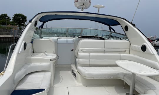 Sea Ray 370 Sundancer Motor Yacht Rental in Chicago, Illinois