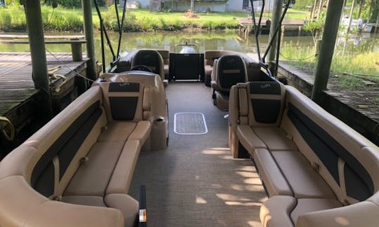 2022 Barletta 24QC Luxury Tritoon for Charter in Gulf Shores or Orange Beach