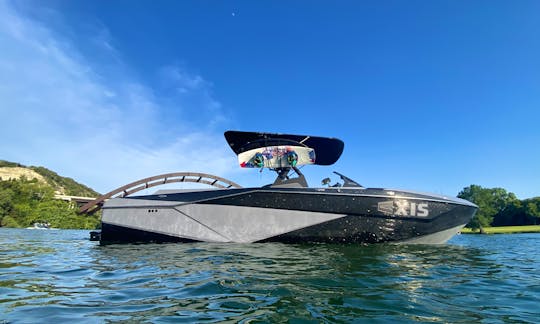 2022 Axis T250– Wakeboard/Surf/Party. Lake Austin