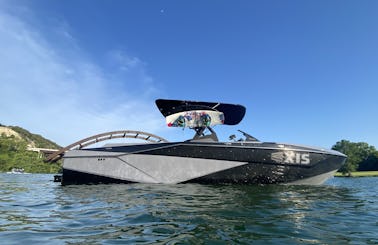2022 Axis T250– Wakeboard/Surf/Party. Lake Austin