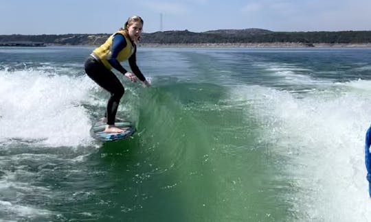 Location de matériel de wakesurf Super Air Nautique G23 « essence incluse » à Lake Lewisville, au Texas