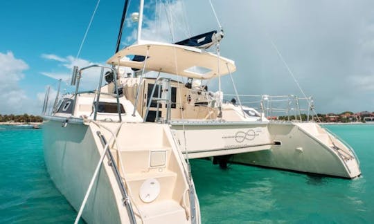 36' PDQ Catamaran Charter in Puerto Aventuras, Mexico