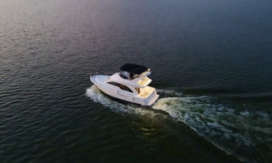 END OF SUMMER DISCOUNTS // Brand New SeaDek Exterior and Brand New Sound System // 39ft Luxury Meridian Motor Yacht // Kept Extremely Clean and Low Hours// With Photography and Videography