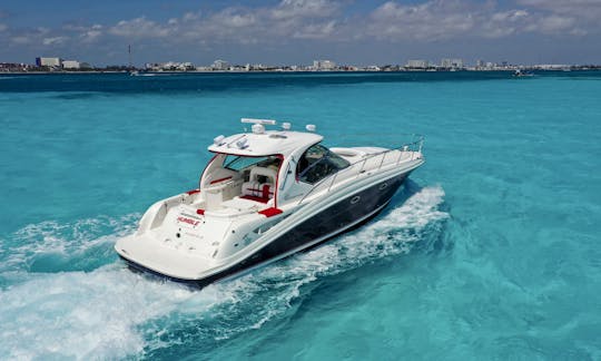 44ft Sea Ray Sundancer Motor Yacht Rental in Quintana Roo, Mexico