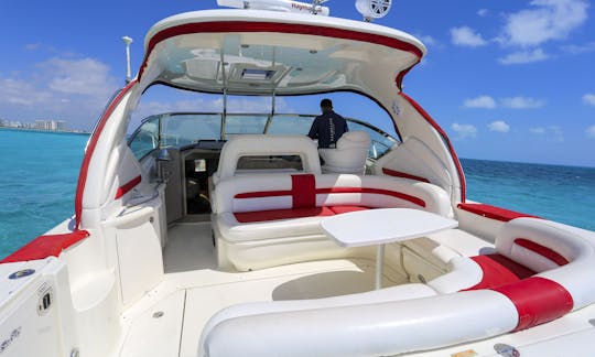 44ft Sea Ray Sundancer Motor Yacht Rental in Quintana Roo, Mexico