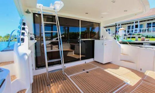 65' Flybridge Yacht up to 12 guest (Jetski optional) in Miami Florida