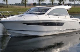36ft Jeanneau Power Cruiser for rent in Toronto