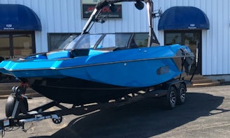 TWIN LAKES WAKEBOAT! 2020 AXIS A24 FOR 10 GUESTS $275/hr 3hr MINIMUM