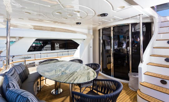 85ft Azimut Luxury Superyacht Charter in Puerto Vallarta, Jalisco