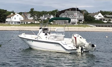 Location d'une demi-journée | Outrage Boston Whaler de 18 minutes à Hyannis Harbor, Massachusetts - Cape Cod