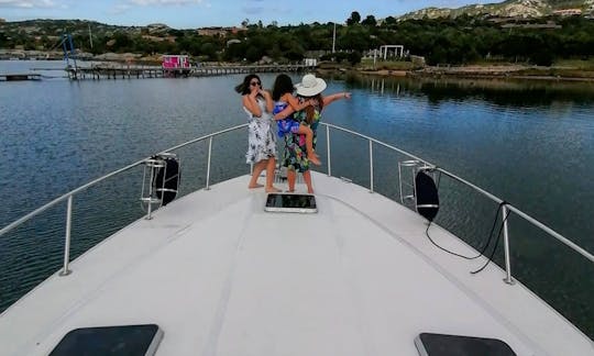 Charter 46' Sea Ray Motoryacht Rental in Porto Rotondo, Italy