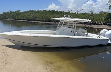 Jupiter Center Console Custom Boat Charters in Fort Lauderdale, Florida