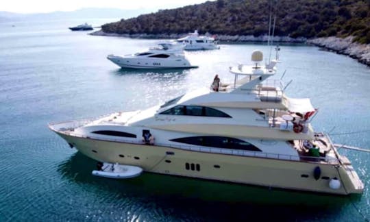 108ft Superyacht Charter with 3 Master and 2 Twin Cabins in Muğla