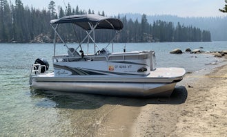 2021 18ft Avalon Pontoon Boat Rental in Fresno, California