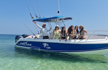 27' Proline Center Console in Panama for up to 8 passengers