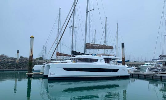 Brandnew Bali 4.4 Sailing Catamaran Charter in San Antonio Ibiza, Islas Baleares