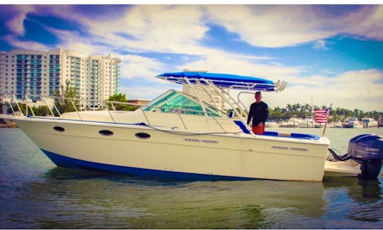 33ft Tiara Motor Yacht for rent in North Bay Village, Florida