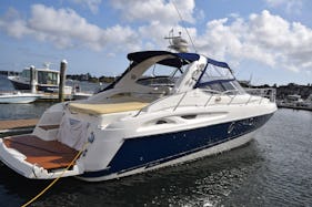 Gorgeous Cranchi 45ft Italian Luxury Yacht In Miami!!