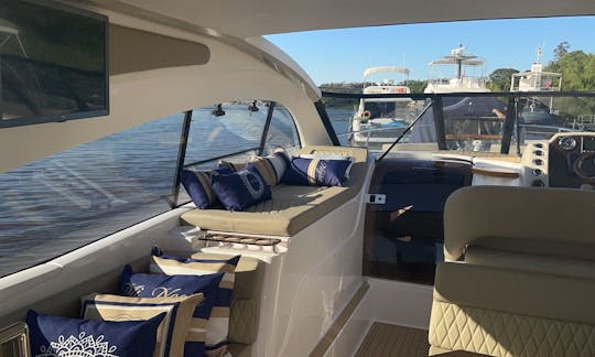 Brandnew Triton 370 HT Motor Yacht in Mariano Roque Alonso!