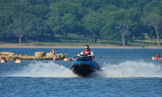 Join the fun on Fort Gibson Lake! Hire a Jet Ski today in Wagoner, Oklahoma!