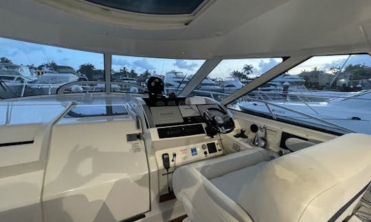 50ft Sea Ray Motor Yacht in Fort lauderdale Dont rent an old boat when you newer