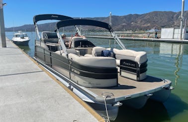 29ft Cruiser & Party Pontoon In San Diego/Mission Bay
