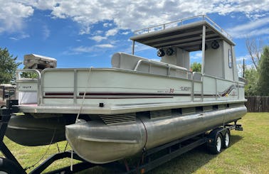 30ft Party Hut Sun Tracker Pontoon Boat Double Deck Wet sounds BBQ Grill In Colorado near Cherry Creek and Chatfield Reservoir