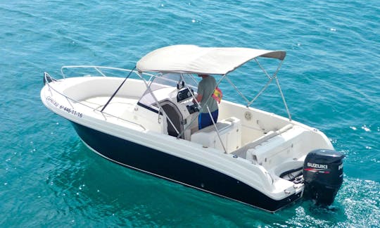 Alquiler de barcos Pacific Craft 670 Open Center Console en Eivissa, Illes Balears