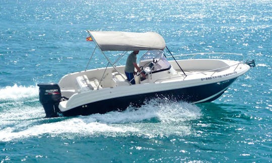 Alquiler de barcos Pacific Craft 670 Open Center Console en Eivissa, Illes Balears