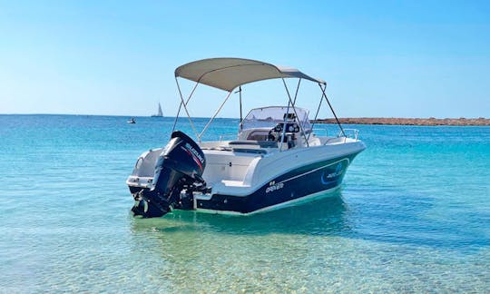 Location de bateau à console centrale ouverte Pacific Craft 670 à Ibiza, Îles Baléares