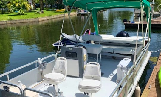 19' Hurricane Deckboat with brand new Tohatsu 75HP motor for rent in Spring Hill, Florida