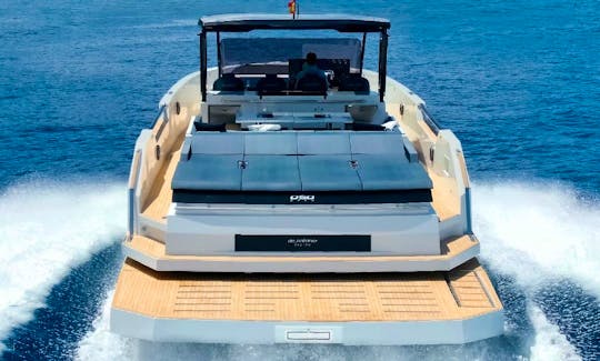 50ft Spartan Motor Yacht Rental in Eivissa, Illes Balears