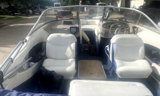 Bayliner Capri Bowrider for rent in Lilburn