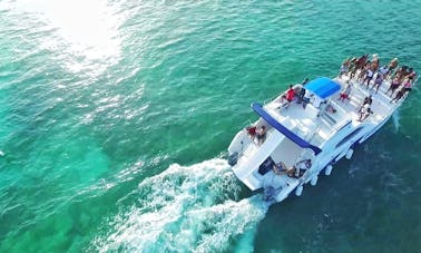 Bote privado para 18 personas disponible en Boca Chica, Santo Domingo