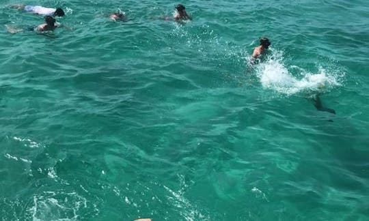Alquiler de yates a motor stefendecker para Boca Chica, Santo Domingo
